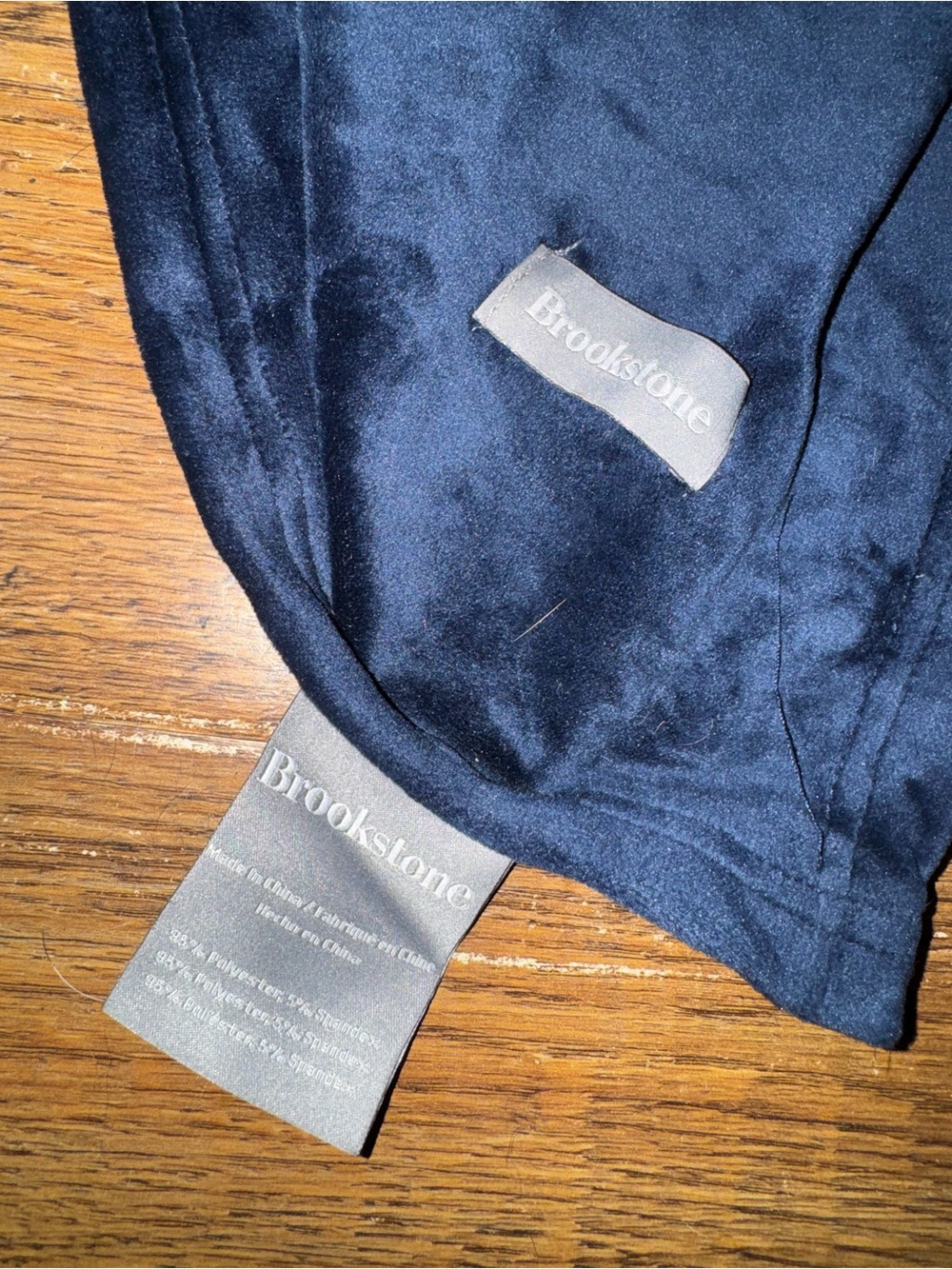 Brookstone GIANT blanket HUGE XXL 10 Ft x 10 Ft family size fireside camping